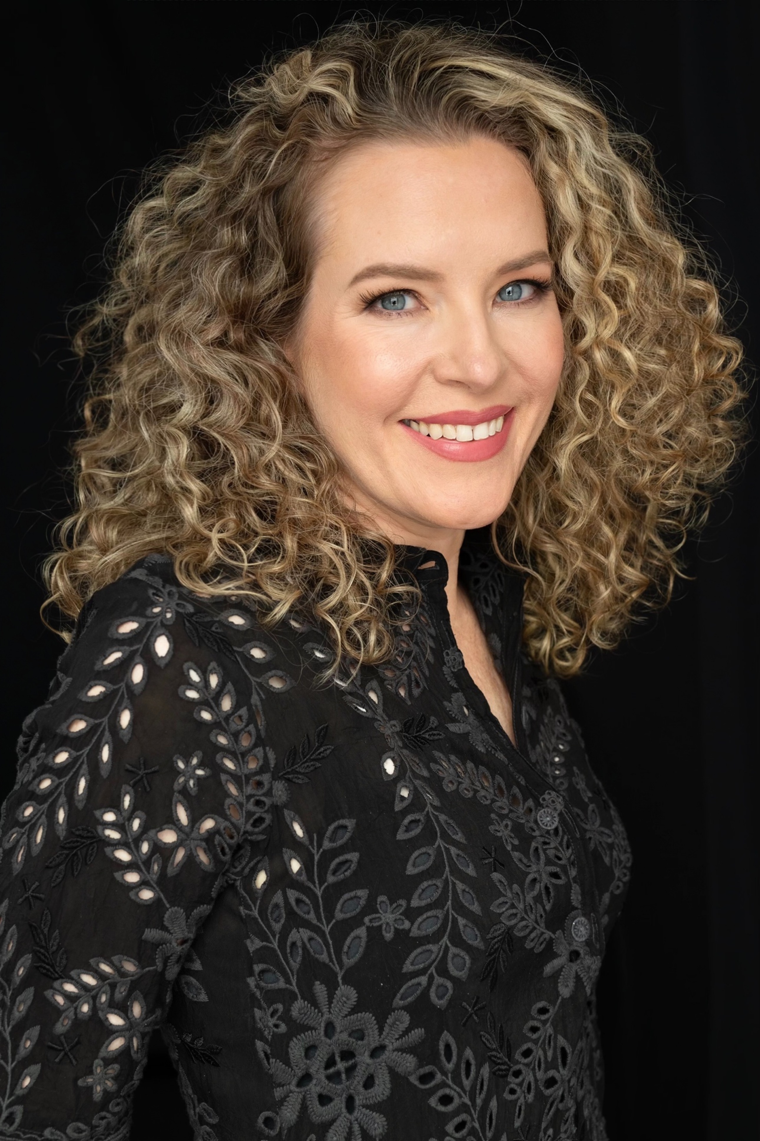A photo of the writer Autumn Widdoes